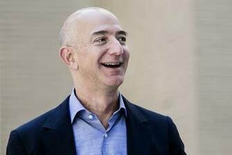 Jeff Bezos Computer Background