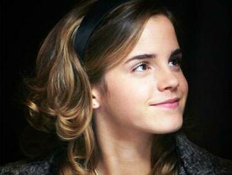 Emma Cute Girl Wallpaper HD