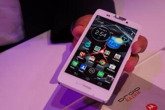Motorola Razr Maxx HD Wallpaper