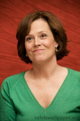 Sigourney Weaver Photos Pictures Wallpaper