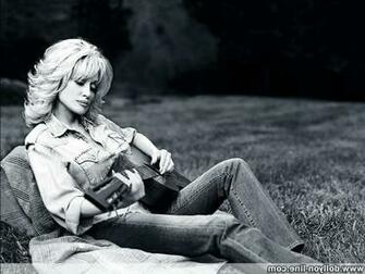 Dolly Parton Wallpaper