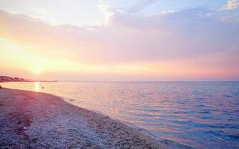 Ocean Beach Pink Sunset Greece Wallpaper