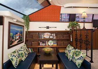 Much Of Designer Kimball S Color Plan Was Inspired By A Print Phil