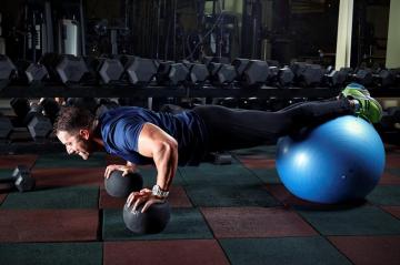 Photo Sport Push Up Man Fitness Plank Exercise Ball