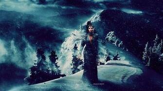Wallpaper More Queen Christmas Time Regina Evil
