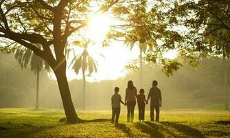 Family Wallpaper Yale Baby School