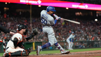 Dodgers Ponder Shortstop For Betts After Paternity Leave Klrt