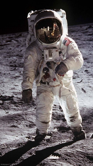 Astronaut On The Moon Space Wallpaper Planet