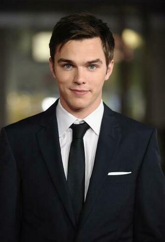 Computer Nicholas Hoult Wallpaper Desktop