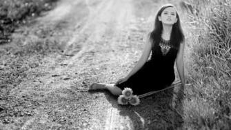 Full HD Wallpaper Road Grass Field Dress Black And White