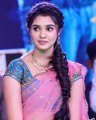Telugu Heroines HD Wallpaper