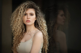 Curly Hair Wallpaper