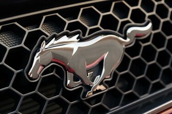 Mustang Logo