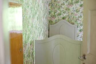 Bedroom Kl Ver Wallpaper By Arne Jacobsen Bor Stapeter Vihre
