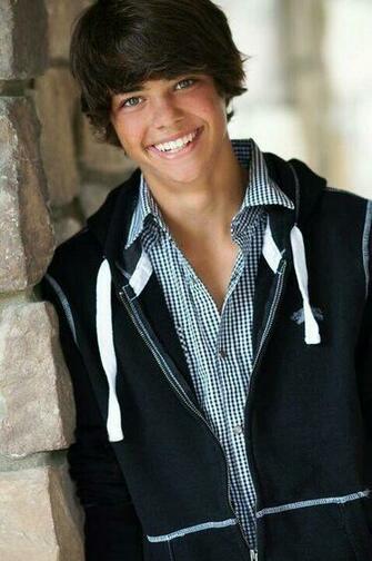 Best Noah Centineo Image