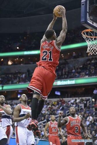 Jimmy Butler Bulls Dunk Chicago
