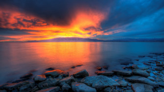 Stunning Ocean Sunset Wallpaper