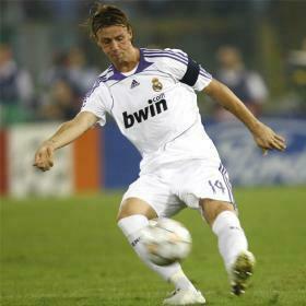 Guti White Picture Photo Wallpaper