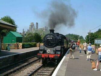 File Steam Train Corfe Castle Station Jpg Wikipedia The