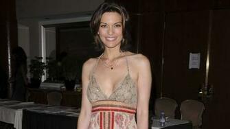 Alana De La Garza Wallpaper HD