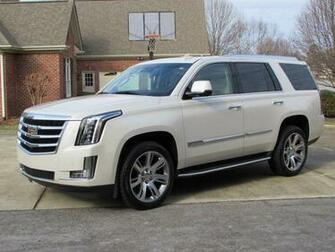 Cadillac Escalade Widescreen HD Wallpaper