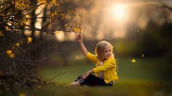 Children Girl Nature Spring X Close