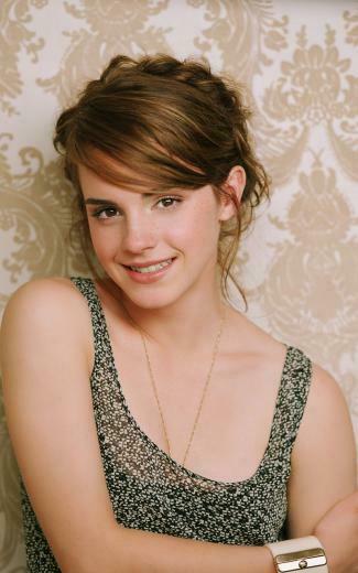 Emma Watson Mobile Wallpaper