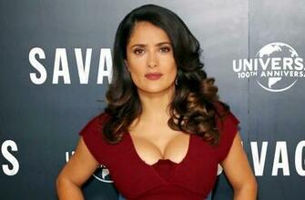 HD Wallpaper U Salma Hayek