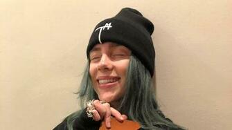 Billie Eilish Breaks Record As Debut Album Hits Top Spot Bt