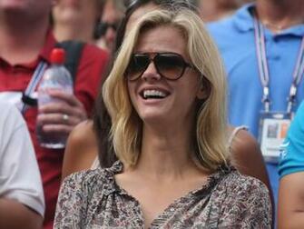 Brooklyn Decker Wallpaper