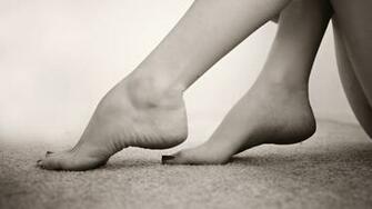 Women Feet Wallpaper