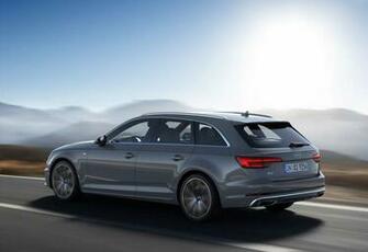 Audi A4 Avant Wallpaper