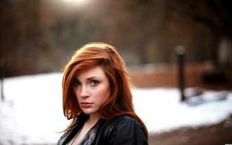 Cute Redhead Girl Wallpaper Ubuntu