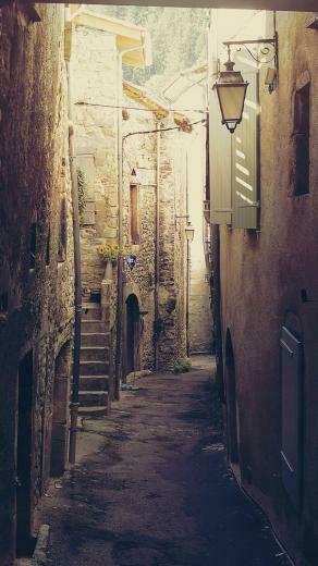 Nature Vintage Country Town Road iPhone 5s Wallpaper