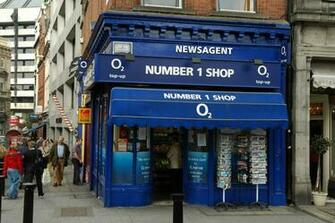 Trinity College Dublin Ireland Dub Newsagent Shop In St