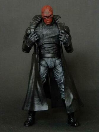 Marvel Legends Red Skull Custom By Luxusik