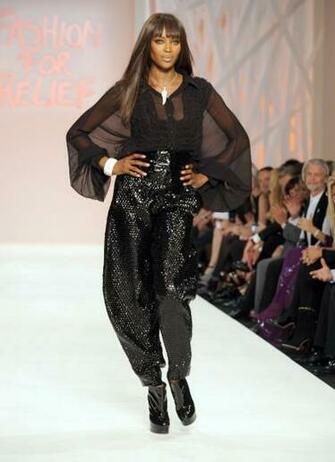 Photo Naomi Campbell Wallpaper With A Celebrity