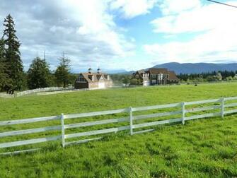 Ranch Wallpaper Elegant Countryside Home