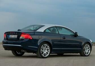 Volvo C70 D3 Wallpaper