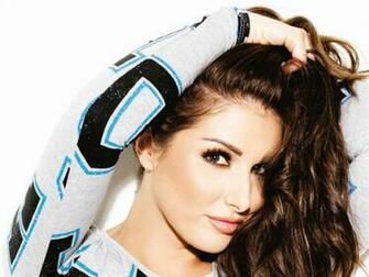 Lucy Pinder Wallpaper