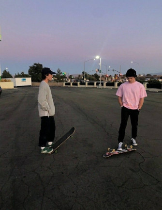 Skater Boy Aesthetic Wallpaper