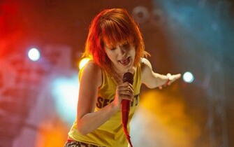 Desktop Wallpaper Of Hayley Williams Computer
