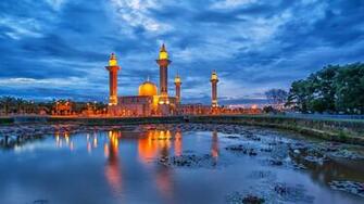The Tengku Ampuan Jamaah Mosque Located In Shah Alam Selangor