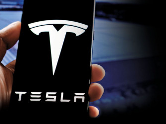 Gujarat Cheez Badi Hain Musk