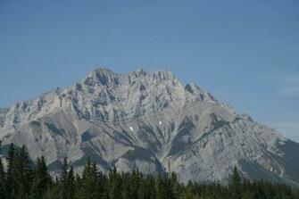Canadian Rockies Wallpaper