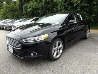Ford Fusion Black Car Accessories Wallpaper