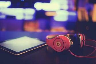 Music iPad Headsets Wallpaper