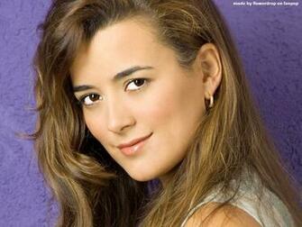 Cote De Pablo Wallpaper