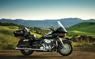 Harley Davidson Road Glide Ultra Widescreen Wallpaper