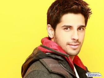 Sidharth Malhotra High Resolution Image Glamsham